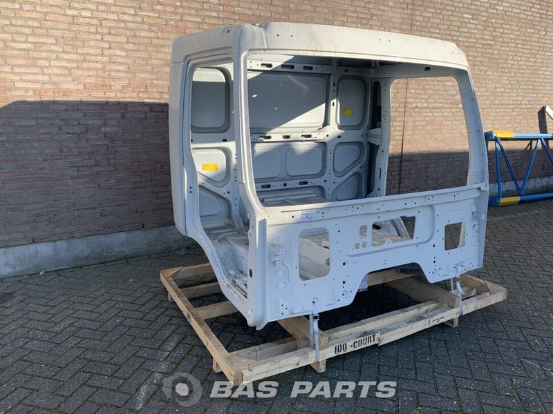 Volvo FL Euro 6 - Cab and interior for Truck: picture 2 Volvo FL Euro 6 - Cab and interior for Truck: picture 2