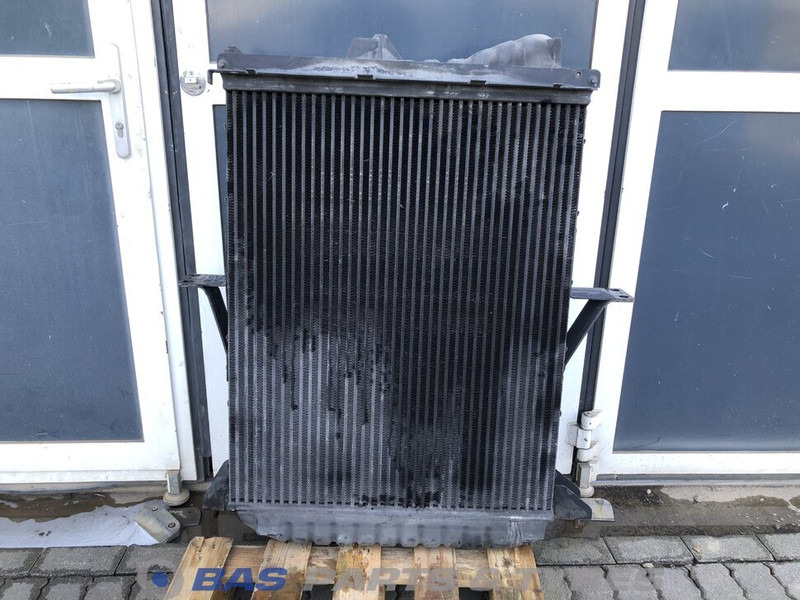 Volvo FM2 - Radiator for Truck: picture 2 Volvo FM2 - Radiator for Truck: picture 2