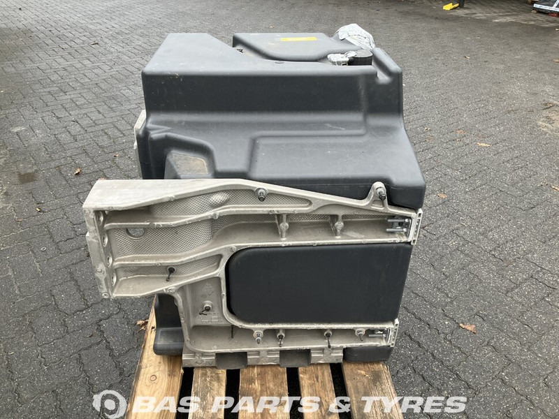 Volvo - Fuel tank for Truck: picture 2 Volvo - Fuel tank for Truck: picture 2