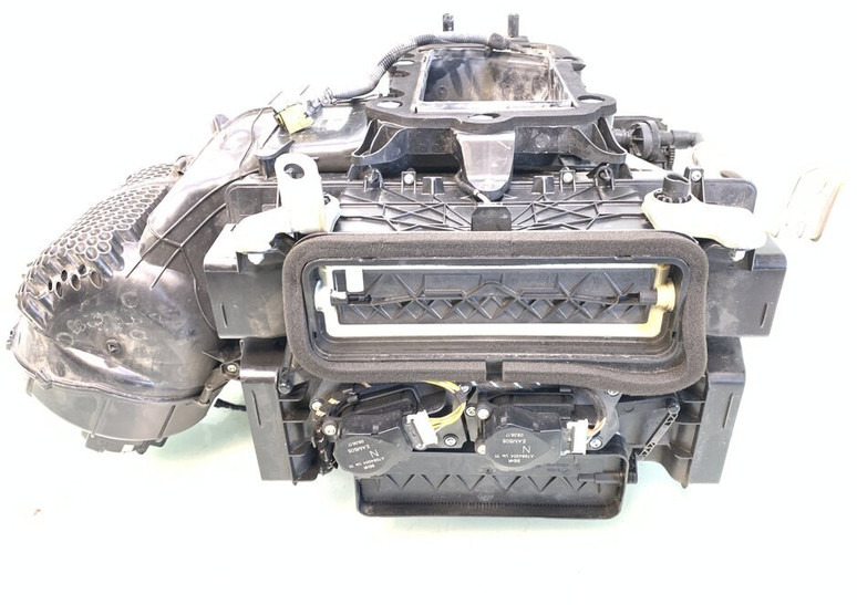 Volvo - Heating/ Ventilation for Truck: picture 1 Volvo - Heating/ Ventilation for Truck: picture 1