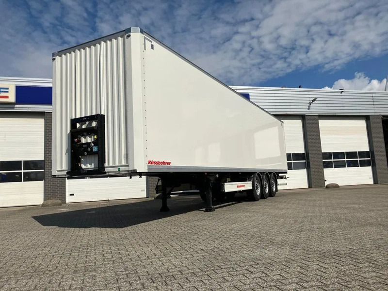 Kässbohrer SBT / 20 - 12 / 27 - Gesloten oplegger met 2x liftassen en 2x bindrails - Closed box semi-trailer: picture 3 Kässbohrer SBT / 20 - 12 / 27 - Gesloten oplegger met 2x liftassen en 2x bindrails - Closed box semi-trailer: picture 3