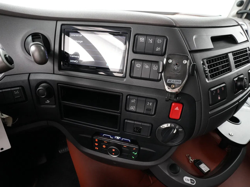 Tractor unit DAF XF 480 FT, Super Space Cab, Leather Interior, New Tacho: picture 14 Tractor unit DAF XF 480 FT, Super Space Cab, Leather Interior, New Tacho: picture 14