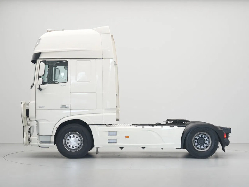 DAF XF 530 FT, Super Space Cab, Intarder, Rema, BullBar, 2x Tanks, New APK, New Tacho - Tractor unit: picture 2 DAF XF 530 FT, Super Space Cab, Intarder, Rema, BullBar, 2x Tanks, New APK, New Tacho - Tractor unit: picture 2