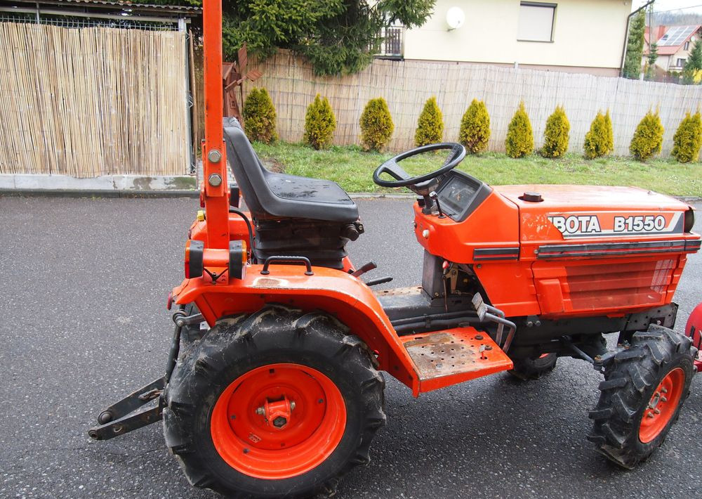 Ciągnik Kubota B1550 1994 traktorek KUBOTA 4x4 19KM - Farm tractor: picture 3 Ciągnik Kubota B1550 1994 traktorek KUBOTA 4x4 19KM - Farm tractor: picture 3
