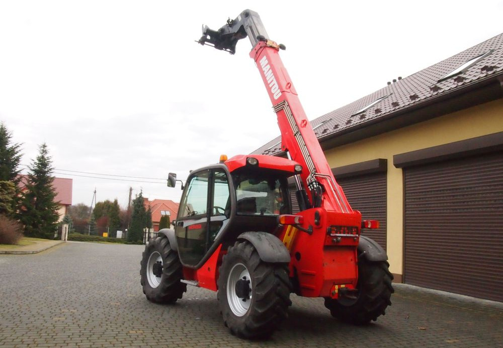 Ładowarka teleskopowa Manitou MLT 735-120LSU 2012 Manitou Silnik Mercedes - Telescopic handler: picture 3 Ładowarka teleskopowa Manitou MLT 735-120LSU 2012 Manitou Silnik Mercedes - Telescopic handler: picture 3