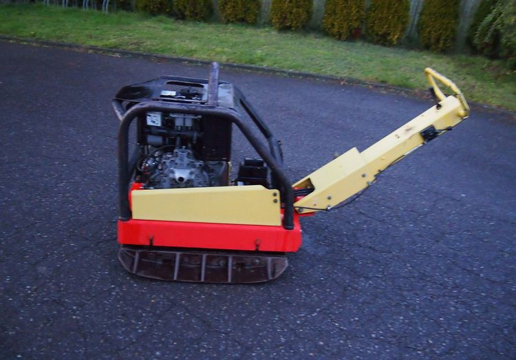Ubijarka Dynapac Dynapac lg500 2010 Zagęszczarka Dynapac LG500 - Vibratory plate: picture 4 Ubijarka Dynapac Dynapac lg500 2010 Zagęszczarka Dynapac LG500 - Vibratory plate: picture 4