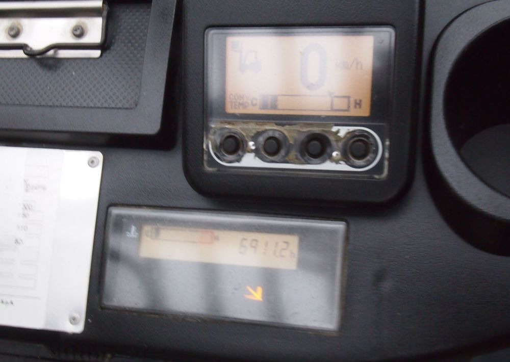 LPG forklift Wózek widłowy Toyota 8FGF15 2018 TRIPLEX system SAS (blokowanie tylnej osi): picture 10 LPG forklift Wózek widłowy Toyota 8FGF15 2018 TRIPLEX system SAS (blokowanie tylnej osi): picture 10