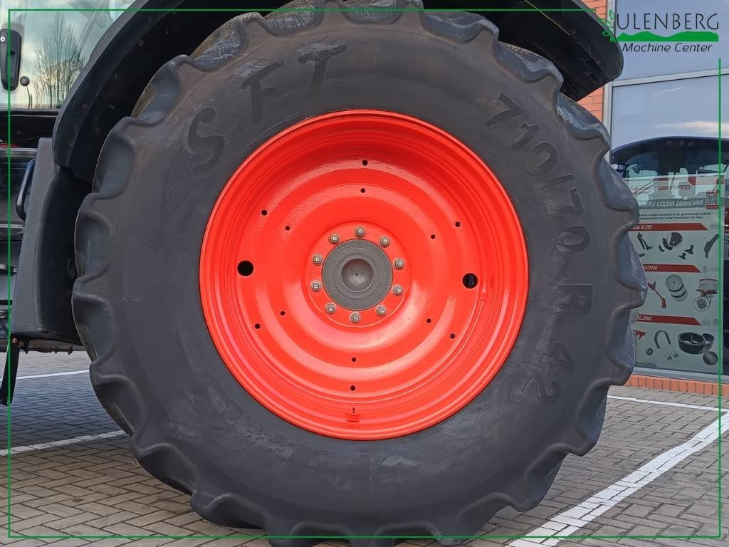 Farm tractor Claas Axion 850: picture 6