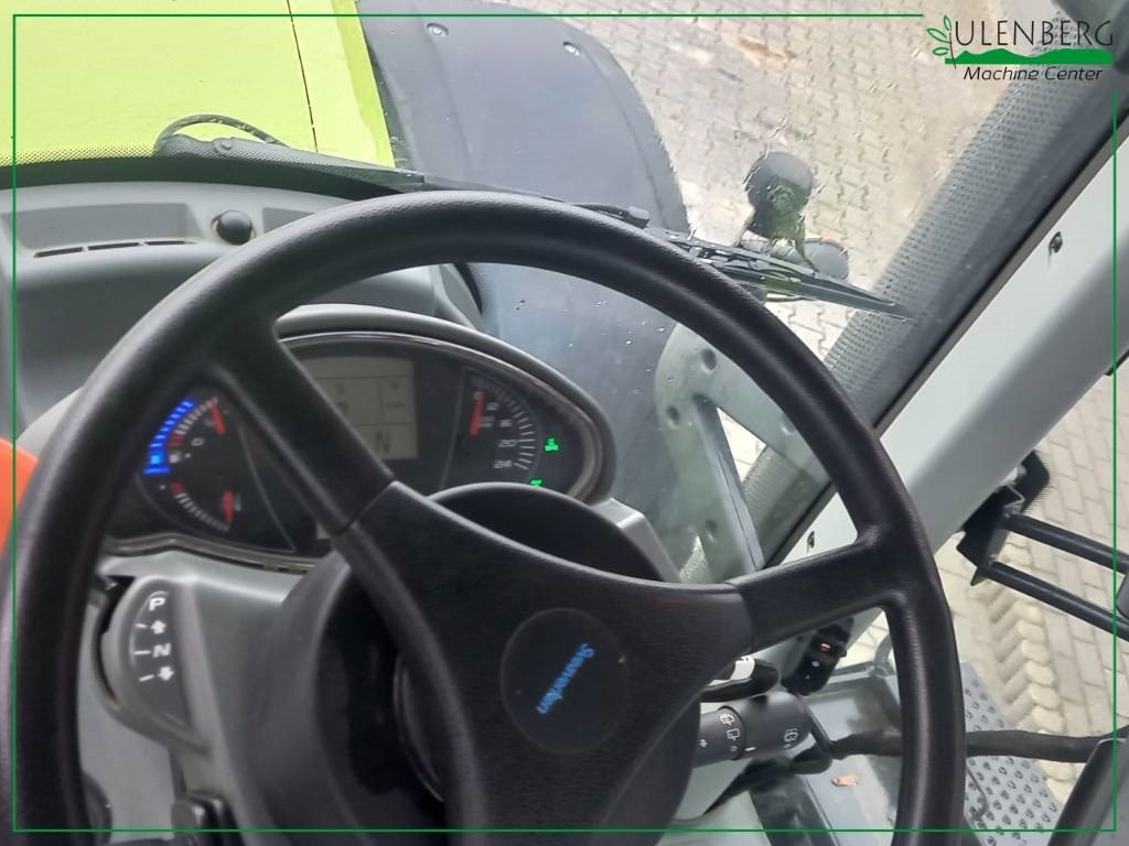 Farm tractor Claas Axion 920 Cmatic: picture 12 Farm tractor Claas Axion 920 Cmatic: picture 12