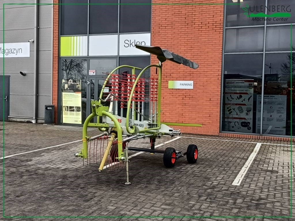 Claas Liner 420 - Tedder/ Rake: picture 1 Claas Liner 420 - Tedder/ Rake: picture 1