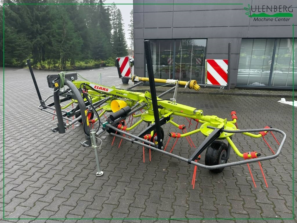 Claas Volto 45 - Tedder/ Rake: picture 3 Claas Volto 45 - Tedder/ Rake: picture 3