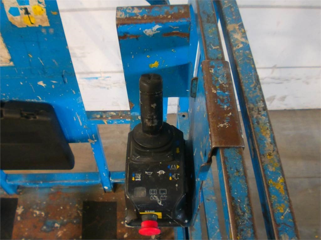 Scissor lift Genie GS2646: picture 9 Scissor lift Genie GS2646: picture 9