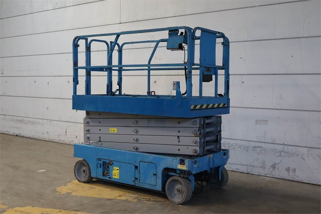 Genie GS3246 - Scissor lift: picture 2 Genie GS3246 - Scissor lift: picture 2