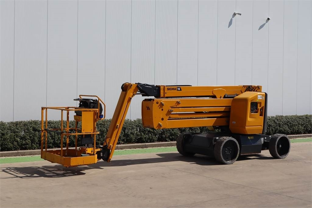 Haulotte SIGMA 16 - Articulated boom: picture 2 Haulotte SIGMA 16 - Articulated boom: picture 2