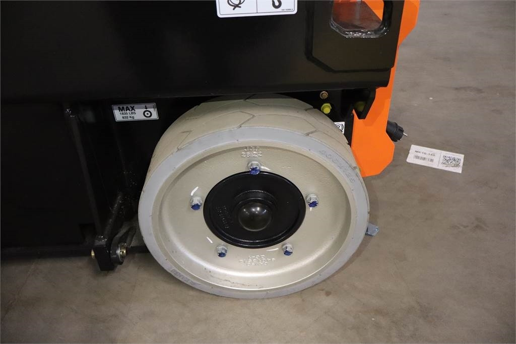 Scissor lift JLG 2632ES: picture 15