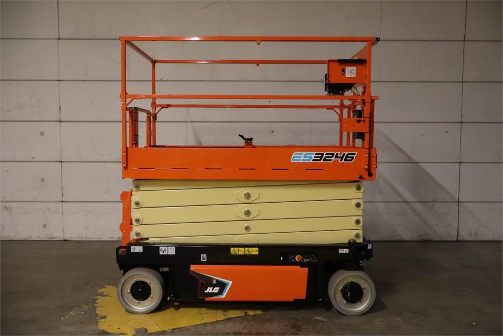 JLG 3246ES - Scissor lift: picture 1 JLG 3246ES - Scissor lift: picture 1
