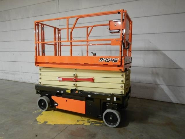 JLG R4045 - Scissor lift: picture 3 JLG R4045 - Scissor lift: picture 3