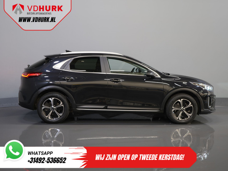 SUV Kia Xceed 1.6 GDi PHEV Dynamic Line Virtual Cockpit/ LED/ Adapt.Cruise/ Elek.Klep/ Climate/ Camera/ PDC/ Navi: picture 11 SUV Kia Xceed 1.6 GDi PHEV Dynamic Line Virtual Cockpit/ LED/ Adapt.Cruise/ Elek.Klep/ Climate/ Camera/ PDC/ Navi: picture 11