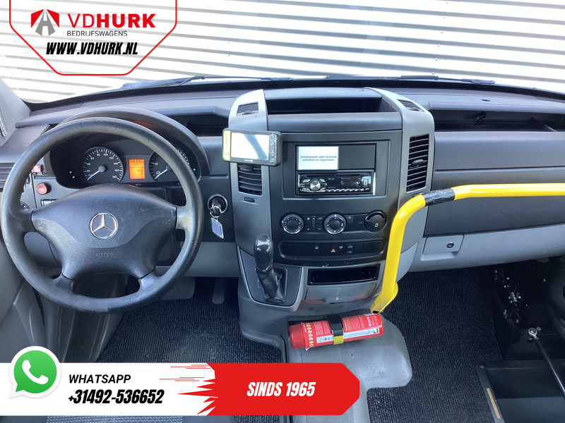 Mercedes-Benz Sprinter 313 2.2 CDI Aut. L2H2 € 10.648 Incl. BTW BPM VRIJ! EXPORT ONLY Combi/ 9 Persoons/ Kombi/ 9P/ Airco/ Rolstoellift - Minibus, Passenger van: picture 3 Mercedes-Benz Sprinter 313 2.2 CDI Aut. L2H2 € 10.648 Incl. BTW BPM VRIJ! EXPORT ONLY Combi/ 9 Persoons/ Kombi/ 9P/ Airco/ Rolstoellift - Minibus, Passenger van: picture 3