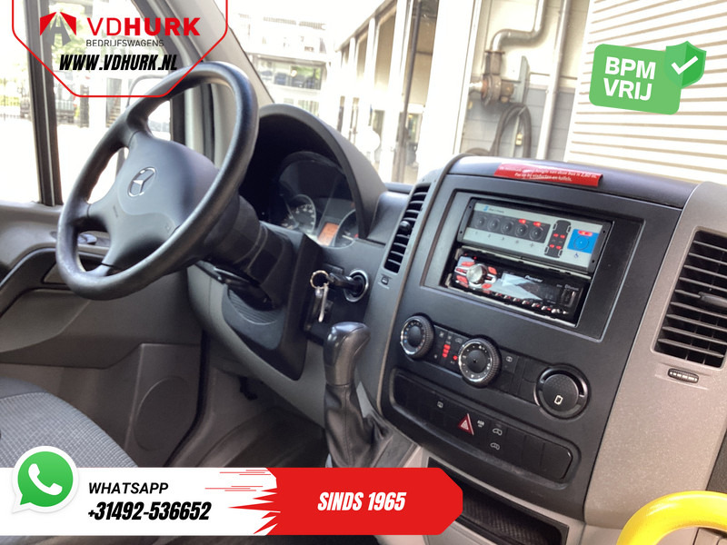 Mercedes-Benz Sprinter 313 2.2 CDI L2H2 €11.132 Incl. BTW BPM VRIJ! EXPORT ONLY Combi/ 9 Persoons/ Kombi/ 9P/ Airco/ Rolstoellift - Minibus, Passenger van: picture 3 Mercedes-Benz Sprinter 313 2.2 CDI L2H2 €11.132 Incl. BTW BPM VRIJ! EXPORT ONLY Combi/ 9 Persoons/ Kombi/ 9P/ Airco/ Rolstoellift - Minibus, Passenger van: picture 3