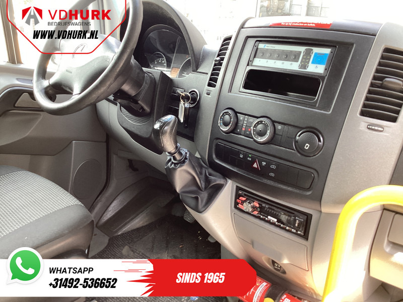 Mercedes-Benz Sprinter 313 2.2 CDI L3H2 €8.954 Incl. BTW BPM VRIJ! EXPORT ONLY Combi/ 9 Persoons/ Kombi/ 9P/ Airco/ Rolstoellift - Minibus, Passenger van: picture 3 Mercedes-Benz Sprinter 313 2.2 CDI L3H2 €8.954 Incl. BTW BPM VRIJ! EXPORT ONLY Combi/ 9 Persoons/ Kombi/ 9P/ Airco/ Rolstoellift - Minibus, Passenger van: picture 3
