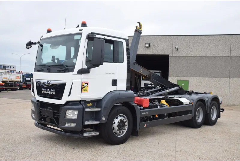 MAN TGS 26.460 - Hook lift truck: picture 1 MAN TGS 26.460 - Hook lift truck: picture 1