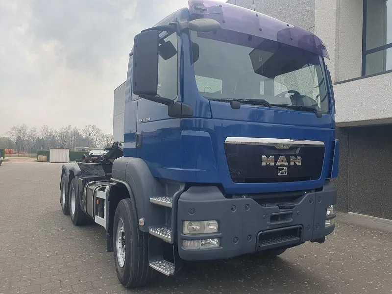 MAN TGS 33.440 - Hook lift truck: picture 3 MAN TGS 33.440 - Hook lift truck: picture 3