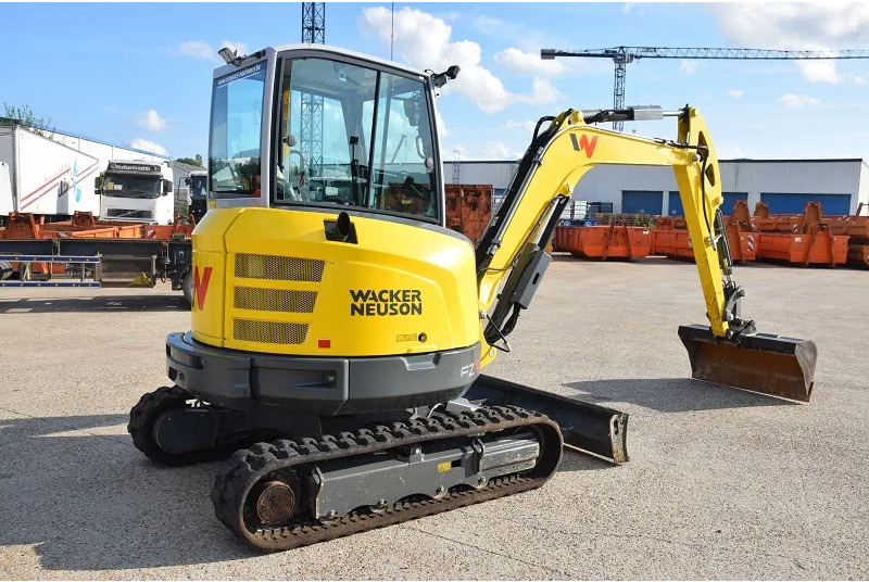 WACKER NEUSON Neuson Wacker 4 TON EZ36 -stock id104 - Mini excavator: picture 1 WACKER NEUSON Neuson Wacker 4 TON EZ36 -stock id104 - Mini excavator: picture 1