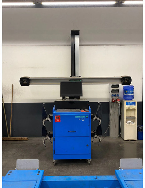 Hoffmann *Uitlijner*Geoliner 680*uitstekende staat - Construction machinery: picture 1 Hoffmann *Uitlijner*Geoliner 680*uitstekende staat - Construction machinery: picture 1