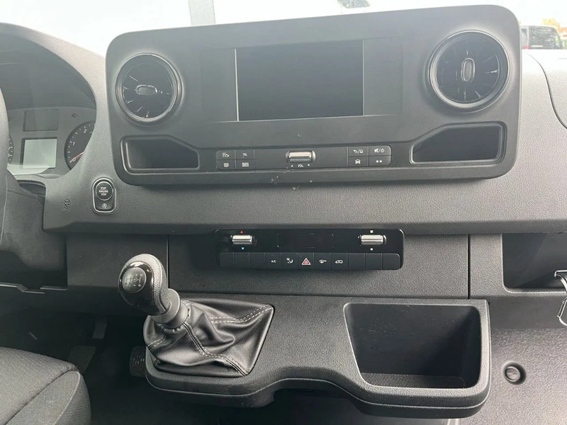 Mercedes-Benz Sprinter 315 L3H2*360°Camera*parktronic*cruise control*zetelverwarming* - Panel van: picture 5 Mercedes-Benz Sprinter 315 L3H2*360°Camera*parktronic*cruise control*zetelverwarming* - Panel van: picture 5