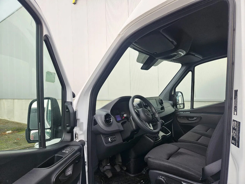 Mercedes-Benz Sprinter 317 CDI*L2H2*360°Camera*Zetelverwarming*Tempomat*Navi* - Panel van: picture 3 Mercedes-Benz Sprinter 317 CDI*L2H2*360°Camera*Zetelverwarming*Tempomat*Navi* - Panel van: picture 3