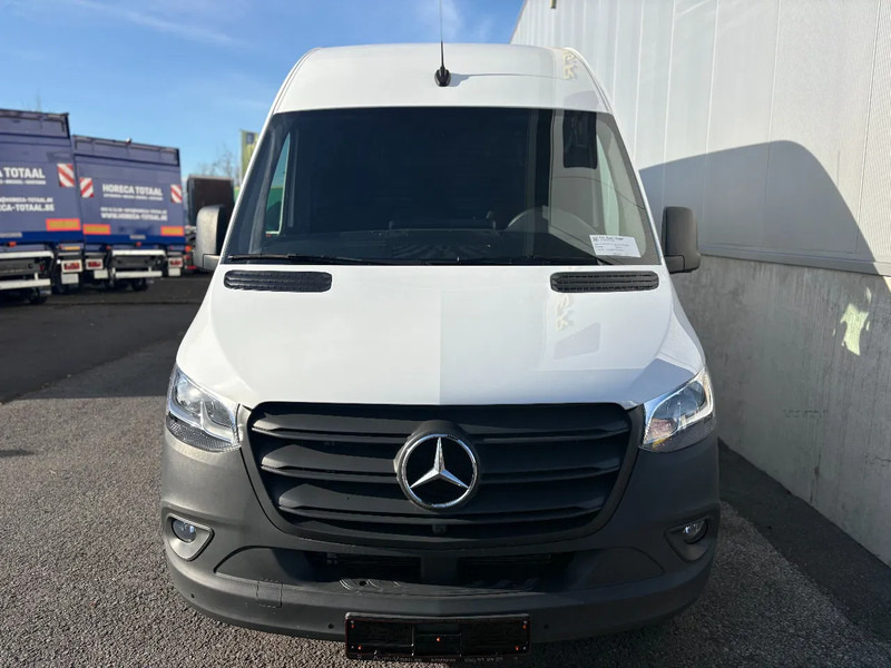 Mercedes-Benz Sprinter 317 L2H2*360°Camera*Airco*Navigatie*Zetelverwarming - Panel van: picture 3 Mercedes-Benz Sprinter 317 L2H2*360°Camera*Airco*Navigatie*Zetelverwarming - Panel van: picture 3