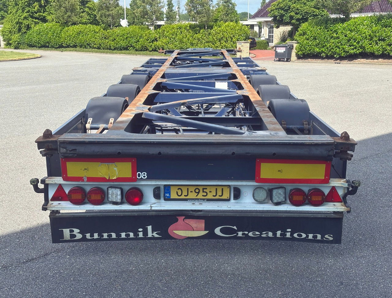 Burg BPO 13-27 Ccxlx 40" Galvanised Super Chassis SAF Axles Disc Brakes 2x Lift Axles 3 Pieces IN Stock Super Condition - Container transporter/ Swap body semi-trailer: picture 3 Burg BPO 13-27 Ccxlx 40" Galvanised Super Chassis SAF Axles Disc Brakes 2x Lift Axles 3 Pieces IN Stock Super Condition - Container transporter/ Swap body semi-trailer: picture 3