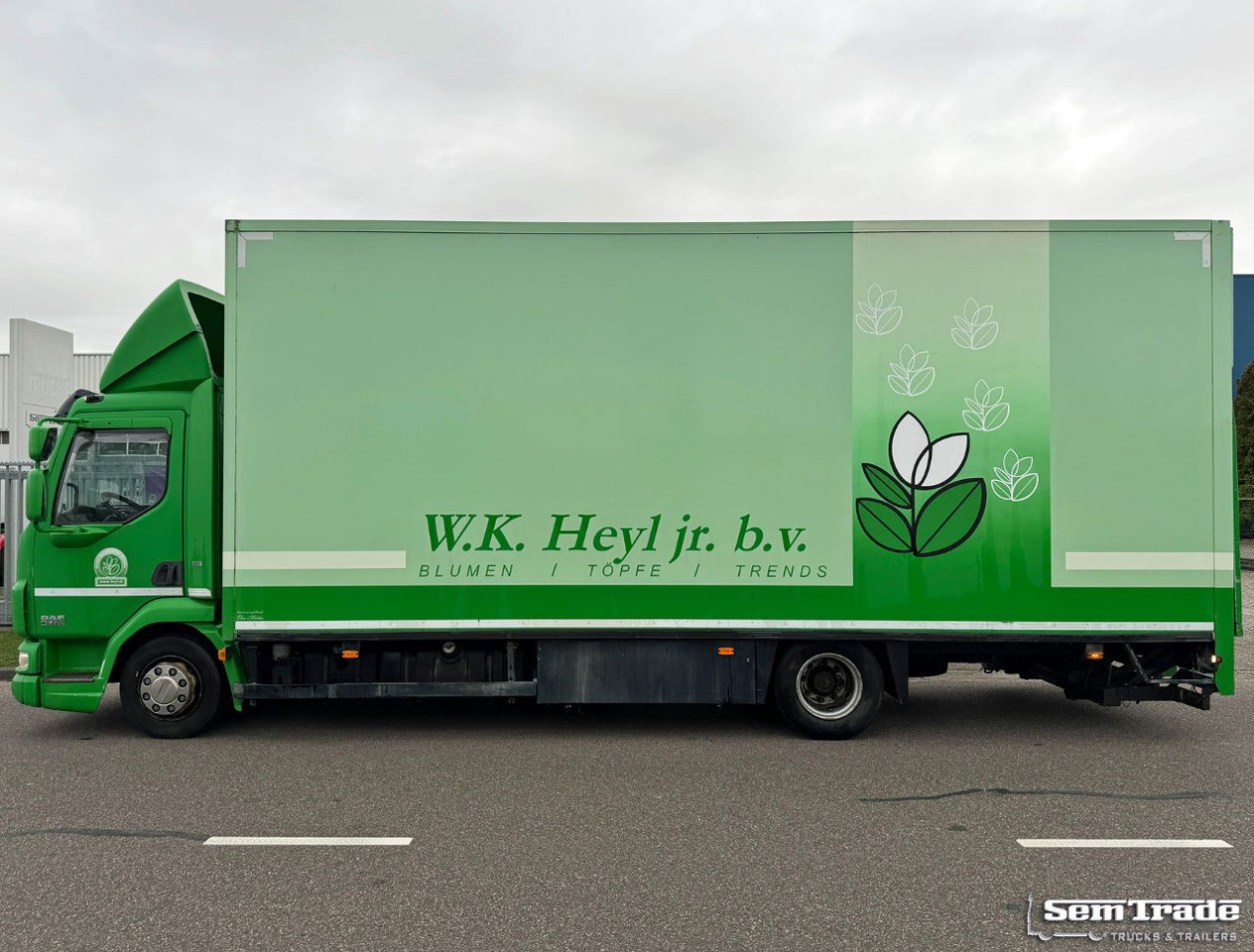 DAF LF 45 220 Euro 5 Theo Mulder Isolated BOX + Heater 585.000 KM NL-Truck Engine IN BAD Condition - Box truck: picture 2 DAF LF 45 220 Euro 5 Theo Mulder Isolated BOX + Heater 585.000 KM NL-Truck Engine IN BAD Condition - Box truck: picture 2