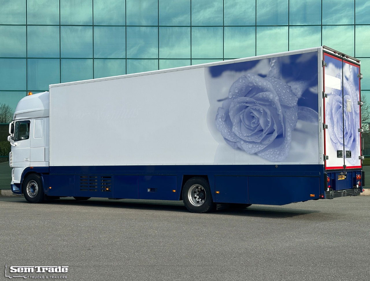DAF XF 105.460 SSC 7 Karren BAK Bloemen Verkoop Koeling Klep Kachel - Refrigerator truck: picture 3 DAF XF 105.460 SSC 7 Karren BAK Bloemen Verkoop Koeling Klep Kachel - Refrigerator truck: picture 3