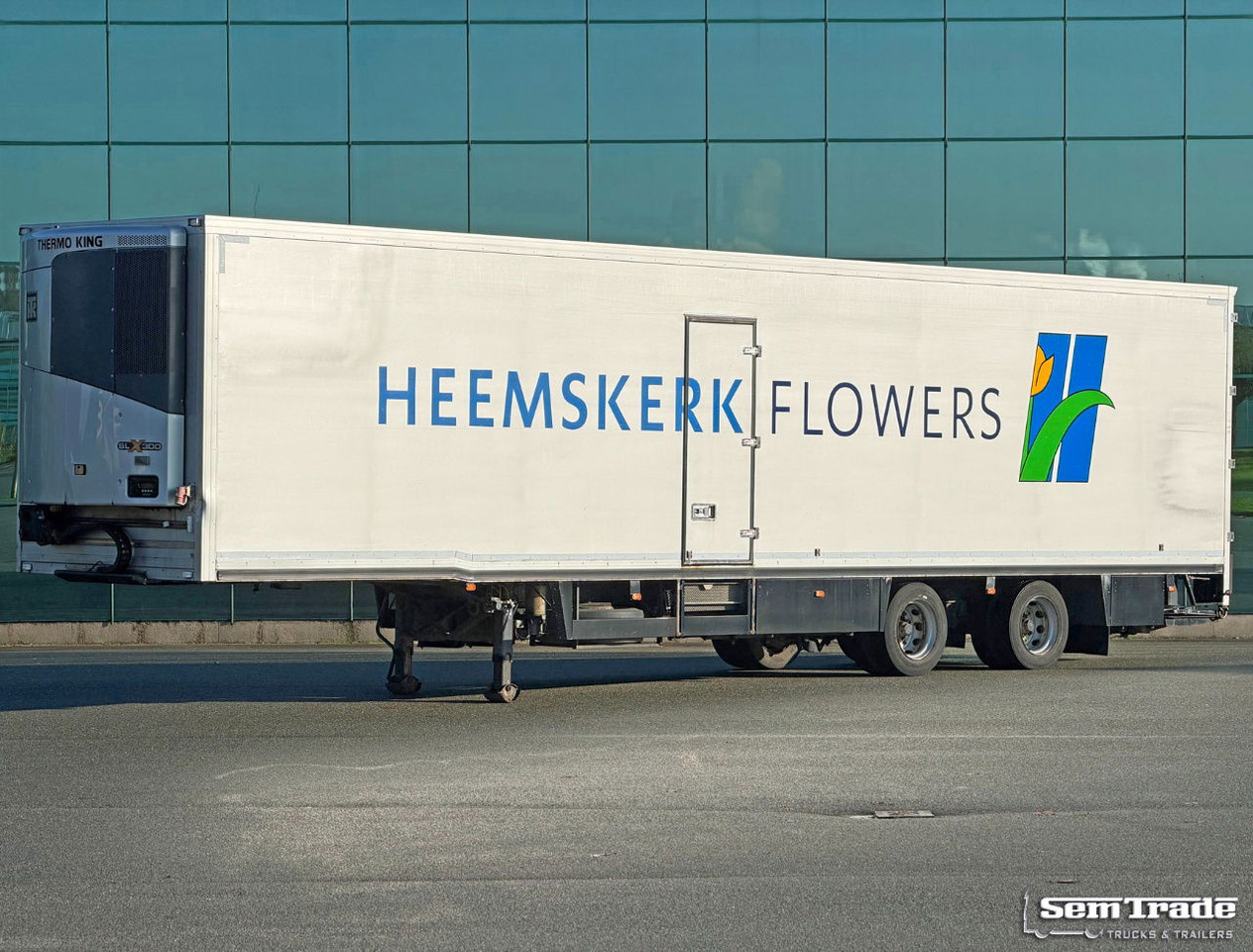 Floor FLO-1220K1 Theo Mulder Isolated BOX Side Door Thermo King SLX 300 Holland-Trailer - Refrigerator semi-trailer: picture 1 Floor FLO-1220K1 Theo Mulder Isolated BOX Side Door Thermo King SLX 300 Holland-Trailer - Refrigerator semi-trailer: picture 1