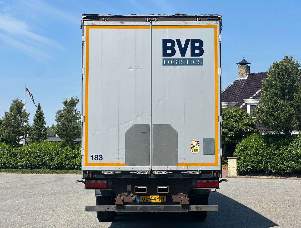 Kögel SN24 Edscha SAF Axles Disc Brakes Lift Axle TOP Condition NL Trailer - Curtainsider semi-trailer: picture 4 Kögel SN24 Edscha SAF Axles Disc Brakes Lift Axle TOP Condition NL Trailer - Curtainsider semi-trailer: picture 4