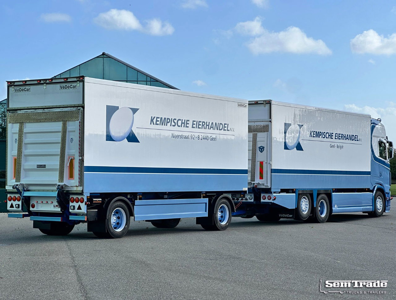 Scania S650 V8 NGS Only 193.000 KM Full Options FullY Isolated Body Special Show Truck / Combi NEW Condition - Refrigerator truck: picture 5 Scania S650 V8 NGS Only 193.000 KM Full Options FullY Isolated Body Special Show Truck / Combi NEW Condition - Refrigerator truck: picture 5