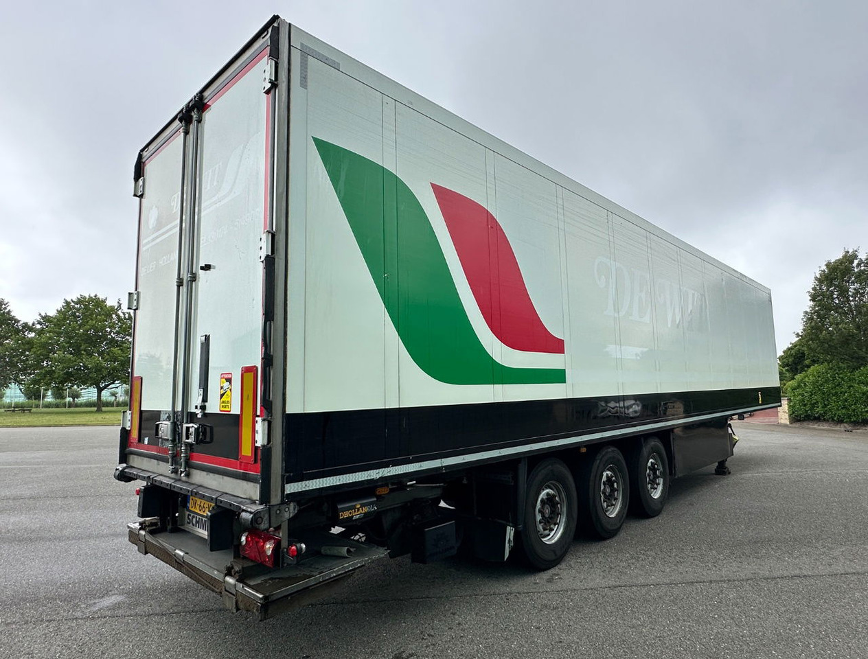 Schmitz Cargobull SKO24 Carrier Maxima 5.502 Hours 270 CM High 250 CM Wide Disc Brakes Liftaxle NL Trailer - Refrigerator semi-trailer: picture 4 Schmitz Cargobull SKO24 Carrier Maxima 5.502 Hours 270 CM High 250 CM Wide Disc Brakes Liftaxle NL Trailer - Refrigerator semi-trailer: picture 4
