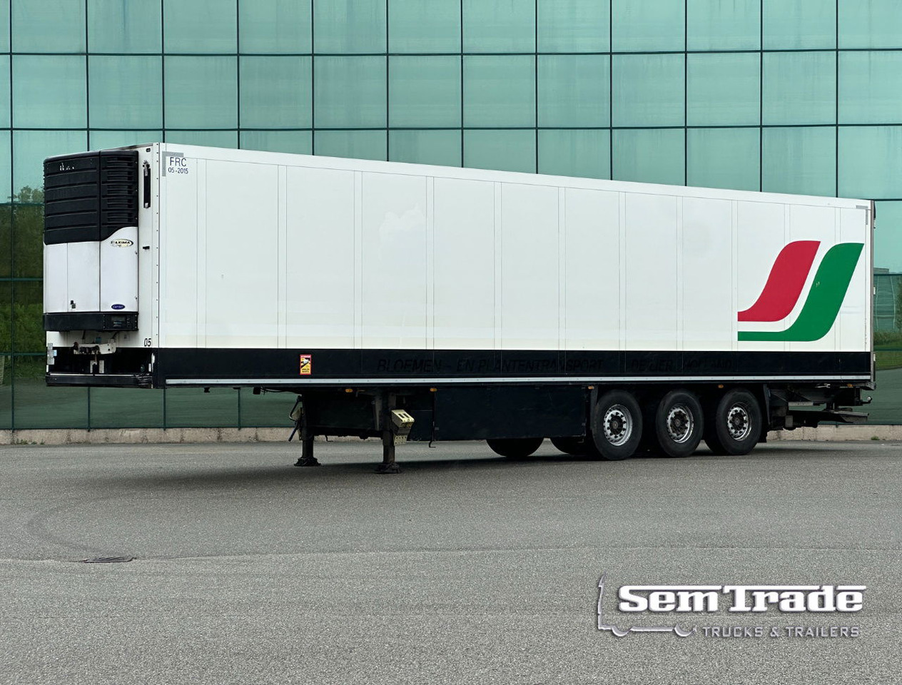 Schmitz Cargobull SKO24 Carrier Maxima 5.502 Hours 270 CM High 250 CM Wide Disc - Refrigerator semi-trailer: picture 1 Schmitz Cargobull SKO24 Carrier Maxima 5.502 Hours 270 CM High 250 CM Wide Disc - Refrigerator semi-trailer: picture 1