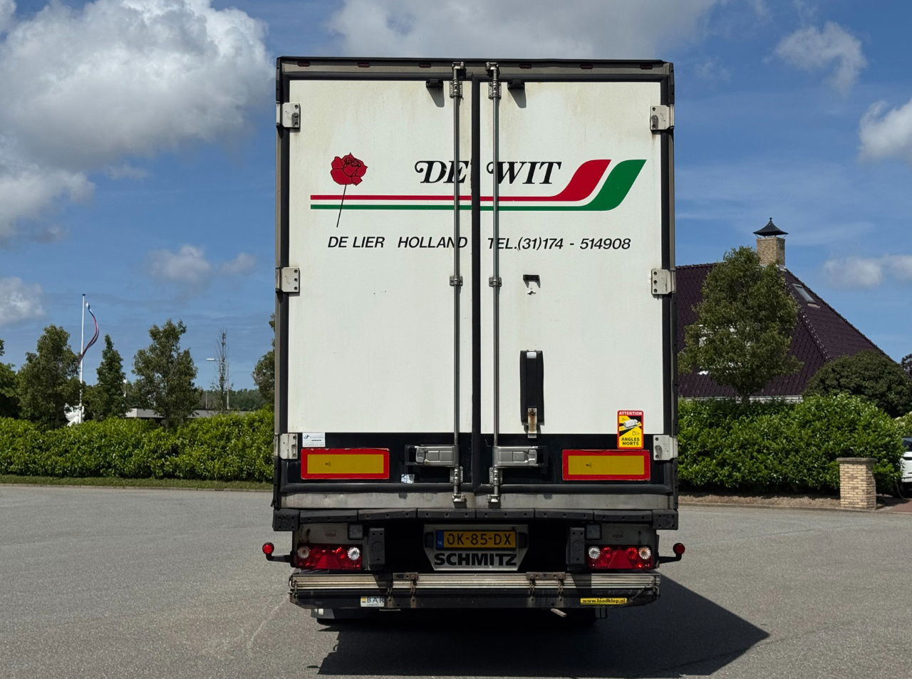 Schmitz Cargobull SKO24 Maxima 1300 Flowerwide 270 CM High 2x Liftaxle Tail Lift - Refrigerator semi-trailer: picture 4 Schmitz Cargobull SKO24 Maxima 1300 Flowerwide 270 CM High 2x Liftaxle Tail Lift - Refrigerator semi-trailer: picture 4