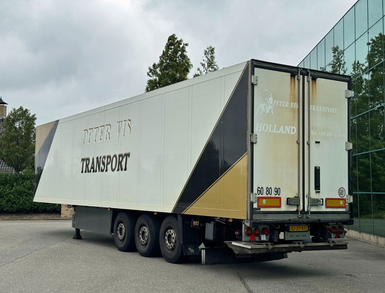 Schmitz Cargobull SKO24 Thermo King SL200e Only 8.900 Hours 270 CM High 250 CM W - Refrigerator semi-trailer: picture 3 Schmitz Cargobull SKO24 Thermo King SL200e Only 8.900 Hours 270 CM High 250 CM W - Refrigerator semi-trailer: picture 3