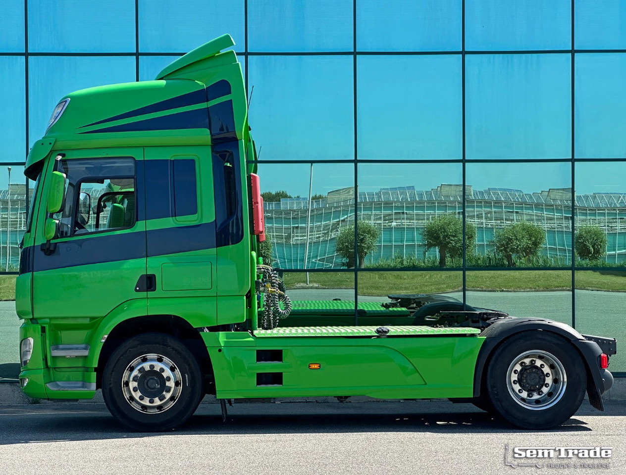 DAF CF 440 FT Space CAB 2x Tank Only 536.000 KM TOP Condition Belgium Truck - Tractor unit: picture 2 DAF CF 440 FT Space CAB 2x Tank Only 536.000 KM TOP Condition Belgium Truck - Tractor unit: picture 2