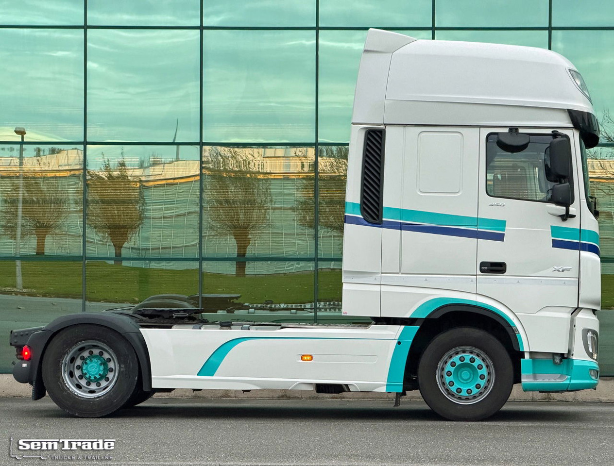 DAF XF 450 FT SSC Euro 6 Only 628.000 KM 2X Tanks TOP Condition NL-Truck - Tractor unit: picture 5 DAF XF 450 FT SSC Euro 6 Only 628.000 KM 2X Tanks TOP Condition NL-Truck - Tractor unit: picture 5