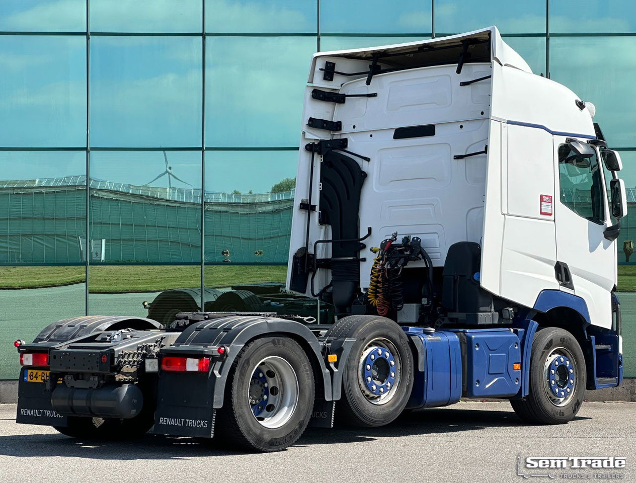 Renault T460 Comfort Euro 6 Only 654.000 KM 2X Tanks NL-Truck - Tractor unit: picture 4 Renault T460 Comfort Euro 6 Only 654.000 KM 2X Tanks NL-Truck - Tractor unit: picture 4