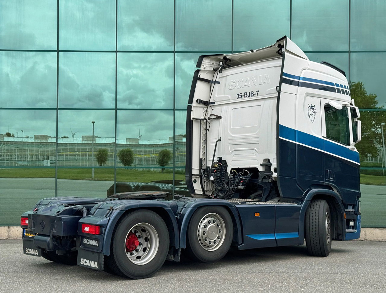 Scania R450 NGS 6X2 Retarder 2x Tanks TOP Condition NL Truck - Tractor unit: picture 4 Scania R450 NGS 6X2 Retarder 2x Tanks TOP Condition NL Truck - Tractor unit: picture 4