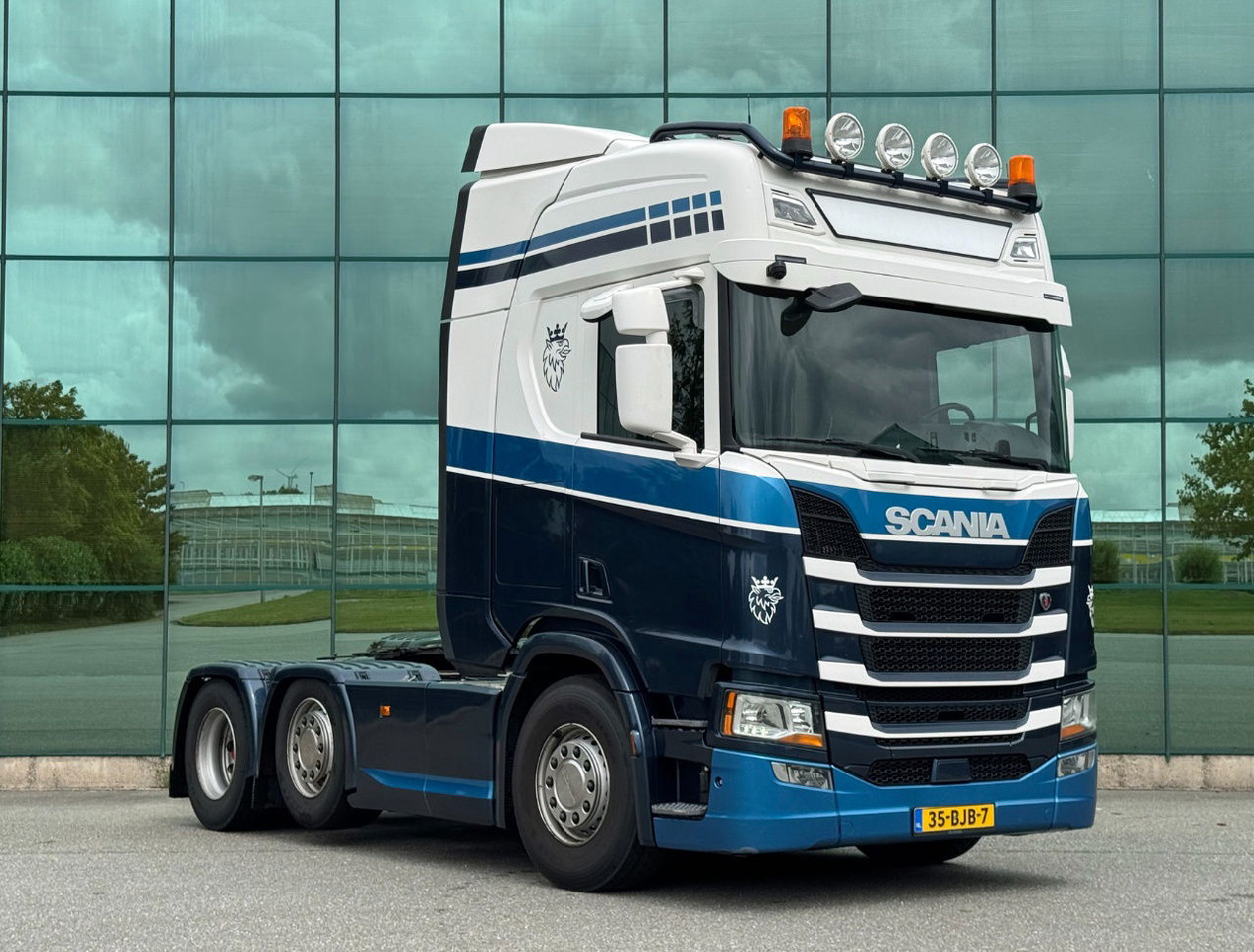 Scania R450 NGS 6X2 Retarder 2x Tanks TOP Condition NL Truck - Tractor unit: picture 5 Scania R450 NGS 6X2 Retarder 2x Tanks TOP Condition NL Truck - Tractor unit: picture 5