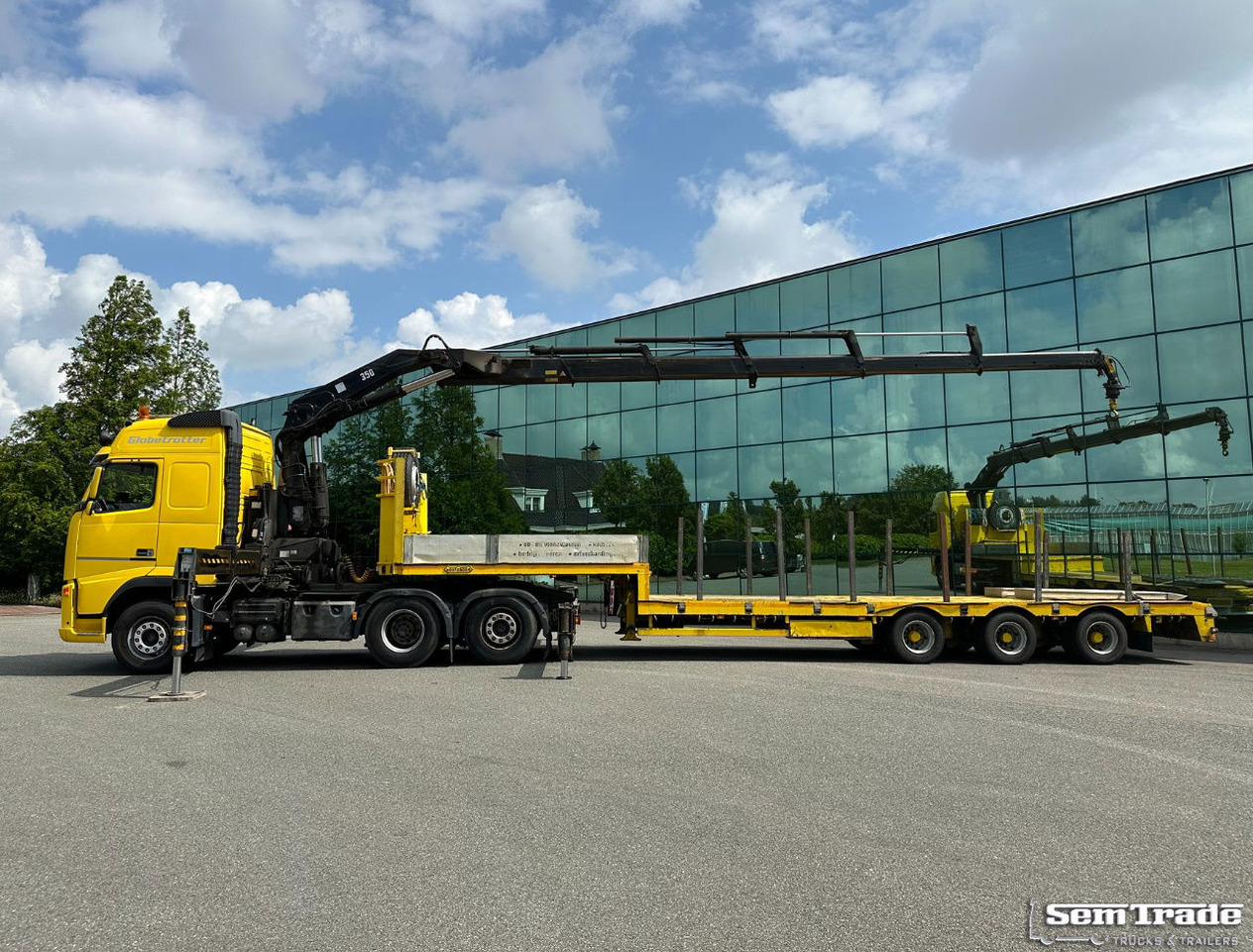 Volvo FH 12.460 Manual Gear 6X2 Euro 3 Only 493.000 KM Hiab 350 - 5 With Nootebo - Tractor unit: picture 2 Volvo FH 12.460 Manual Gear 6X2 Euro 3 Only 493.000 KM Hiab 350 - 5 With Nootebo - Tractor unit: picture 2