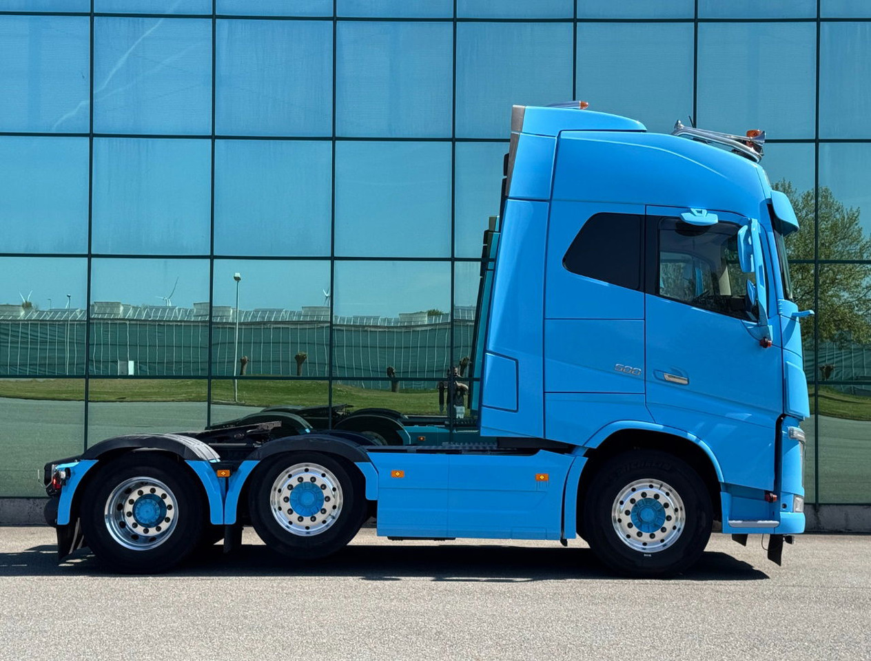 Volvo FH 500 6X2 Full AIR 671.000 KM 2x Tanks TOP Condition NL Truck - Tractor unit: picture 5 Volvo FH 500 6X2 Full AIR 671.000 KM 2x Tanks TOP Condition NL Truck - Tractor unit: picture 5