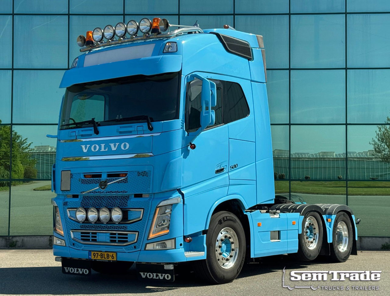 Volvo FH 500 6X2 Full AIR 671.000 KM 2x Tanks TOP Condition NL Truck - Tractor unit: picture 1 Volvo FH 500 6X2 Full AIR 671.000 KM 2x Tanks TOP Condition NL Truck - Tractor unit: picture 1